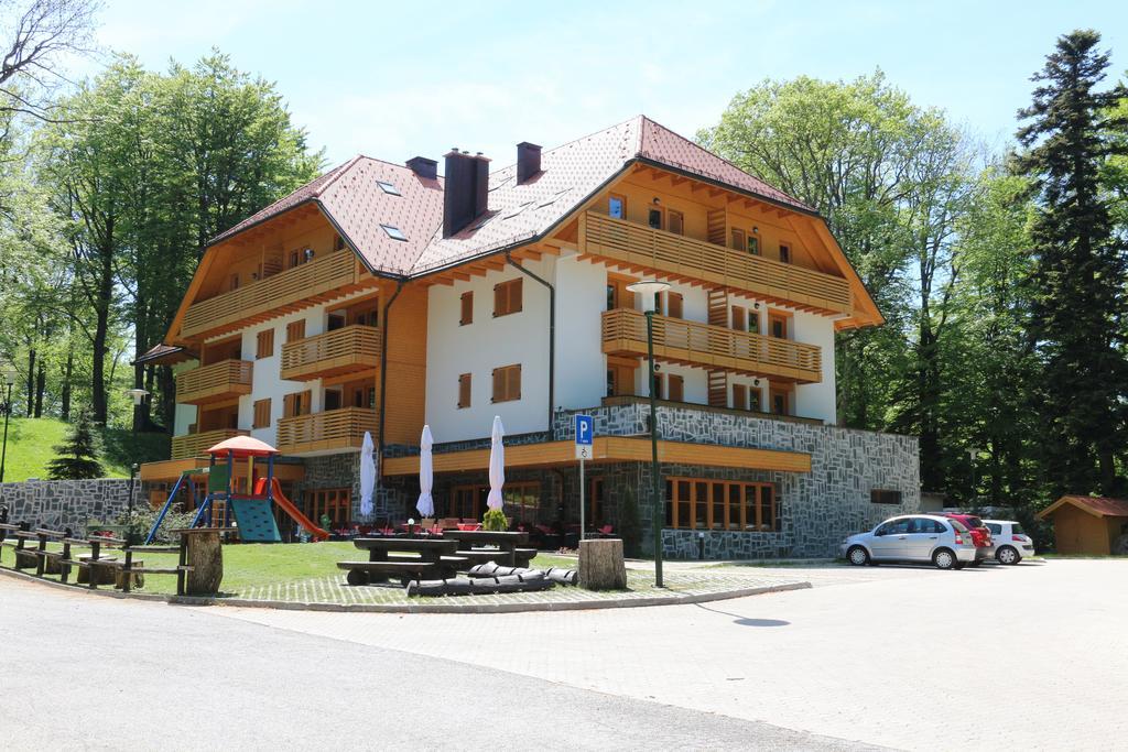 Aparthotel Snjezna Kraljica Stubicke Toplice Exterior foto